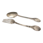Paire de couverts en argent gorini style empire poinçon minerve et monogramme riche décor Paire de couverts en argent gorini style empire poinçon minerve et monogramme riche décor
