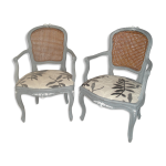 Paire de fauteuils en cannage de style louis xv