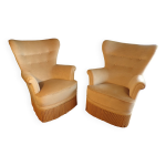 Paire de fauteuils crapaud en velours