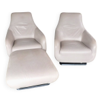Paire de fauteuils plus un pouf de chez ligne roset par eric jourdan