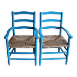 Paire de fauteuils proven�aux en bois peint et paille, vers 1960