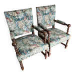 Paire de fauteuil style louis xiii restaurs