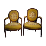 Paire de fauteuils de style louis xvi Paire de fauteuils de style louis xvi