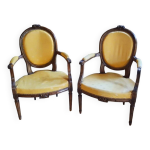 Paire de fauteuils style louis xvi Paire de fauteuils style louis xvi