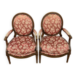 Paire de fauteuils style louis xvi en bois sculpt vers 1850