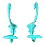 Paire de patres murales en mtal peint