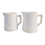 Paire de pichets en porcelaine de digoin
