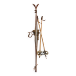 Paire de skis et batons anciens