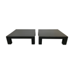 Paire de tables basses en bois laqué noir, circa 1970. Paire de tables basses en bois laqué noir, circa 1970.