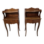 Paire de tables de chevet galbes style louis xv en merisier