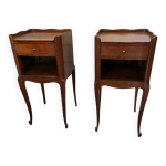 Paire de tables de chevet style louis xv en chne