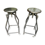 Paire de tabourets style industriel