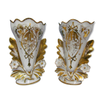 Paire de vases de fleurs de mariage en porcelaine de paris vieux de la fin du 19me sicle, france
