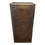 Petit meuble de rangement industriel en mtal perfor dbut xxe sicle -