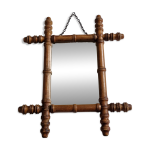Petit miroir mural ancien en bois tourné façon bambou, xixe, 38 x 32 cm Petit miroir mural ancien en bois tourné façon bambou, xixe, 38 x 32 cm