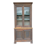 Petit vaisselier ancien couleur bois grisé Petit vaisselier ancien couleur bois grisé