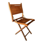 Petite chaise ancienne en bois pliante, 1940 Petite chaise ancienne en bois pliante, 1940