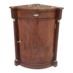 Petite encoignure en acajou flamm  colonnes dtaches poque xix eme