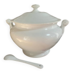 Petite soupière en porcelaine ancienne Petite soupière en porcelaine ancienne