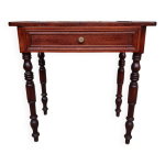 Petite table