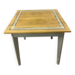 Petite table de bistrot
