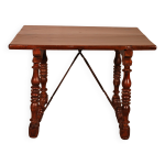 Petite table espagnole du 17° siècle Petite table espagnole du 17° siècle