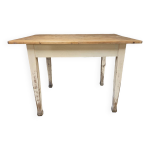 Petite table de ferme vintage