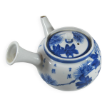 Petite théière en porcelaine bleu blanc chinoise ou japonaise début 20è siècle Petite théière en porcelaine bleu blanc chinoise ou japonaise début 20è siècle