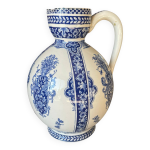 Pichet en faence de gien xixme sicle