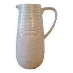 Pichet en porcelaine