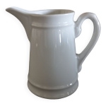 Pichet en porcelaine - début 20ème Pichet en porcelaine - début 20ème