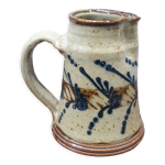 Pichet en terre de berry dcor  la main et sign