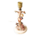 Pied de lampe goebel design hummel en cramique enfant sur un pommier 1960