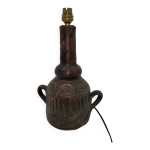 Pied de lampe en terre cuite