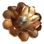 Plafonnier vintage en métal doré, en forme de fleur, 1970 Plafonnier vintage en métal doré, en forme de fleur, 1970