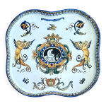 Plat ancien gien - xixe faïence renaissance italienne décor grotesque et allégorique, 26, 5 cm Plat ancien gien - xixe faïence renaissance italienne décor grotesque et allégorique, 26, 5 cm