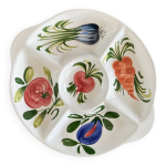 Plat apritif compartiments lgumes en barbotine majolique vintage