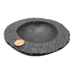 Plat / corbeille / vide poche sculptural en bois brul� texture martel�