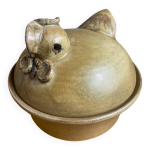 Plat avec couvercle en grs art cramique en forme de poule sa