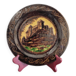 Plat vintage en terre cuite vernisse du daupin dcor chteau