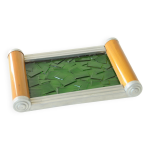 Plateau vintage design art déco original en verre vert, bois et aluminium Plateau vintage design art déco original en verre vert, bois et aluminium