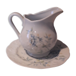 Pot � lait cr�me et sa soucoupe en fine porcelaine cnp france