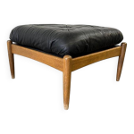 Pouf / repose - pieds suédois vintage noir eric merthen Pouf / repose - pieds suédois vintage noir eric merthen