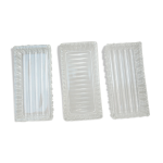 Ramequins en verre moul� avec un d�cor dentel�