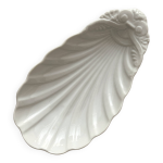 Ravier petit plat coquillage en porcelaine ancienne