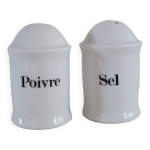 Salire et poivrier en porcelaine