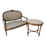 Salon bois dor� et gu�ridon