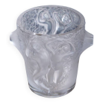 Seau à champagne vase ganymède en cristal par lalique, xxe siècle Seau à champagne vase ganymède en cristal par lalique, xxe siècle