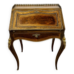 Secrétaire à dos d'âne de style louis xv, époque napoléon iii, xixème siècle Secrétaire à dos d'âne de style louis xv, époque napoléon iii, xixème siècle