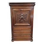 Secrtaire style renaissance en noyer sculpt circa 1850